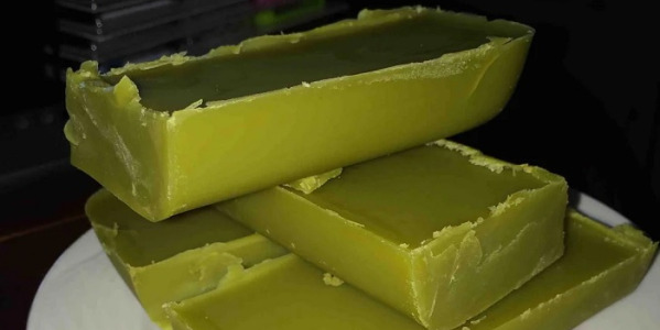 Jak vyrobit konopné máslo?